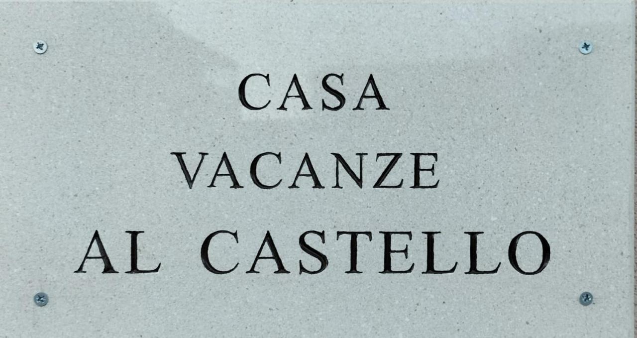 Casa Vacanze Al Castello Trani Exterior photo